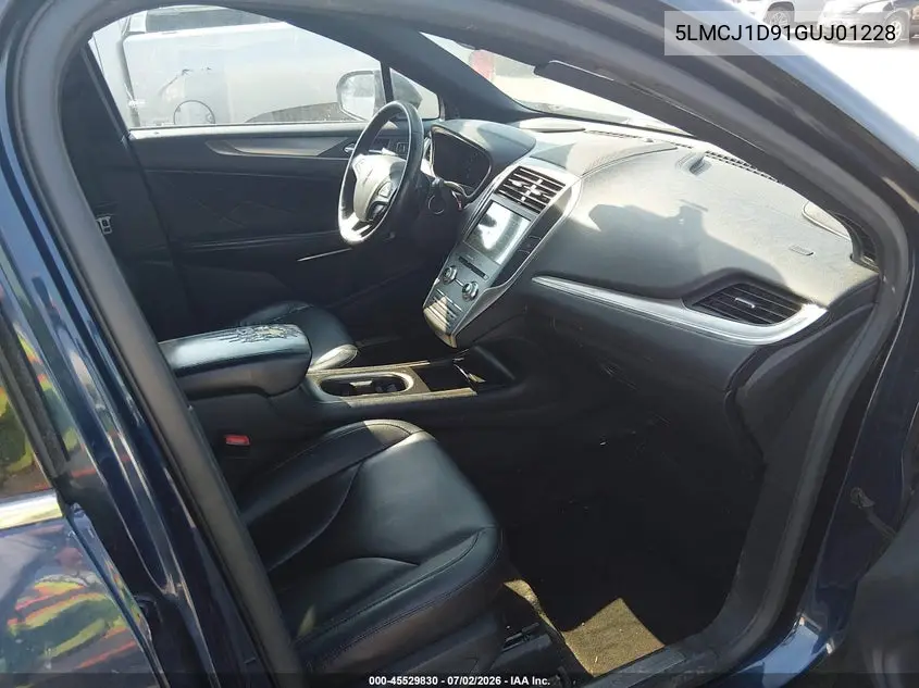 2016 Lincoln Mkc Premier VIN: 5LMCJ1D91GUJ01228 Lot: 45529830