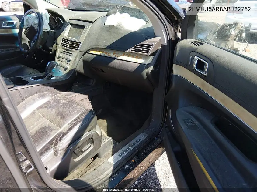 2010 Lincoln Mkt VIN: 2LMHJ5AR8ABJ22762 Lot: 44667048