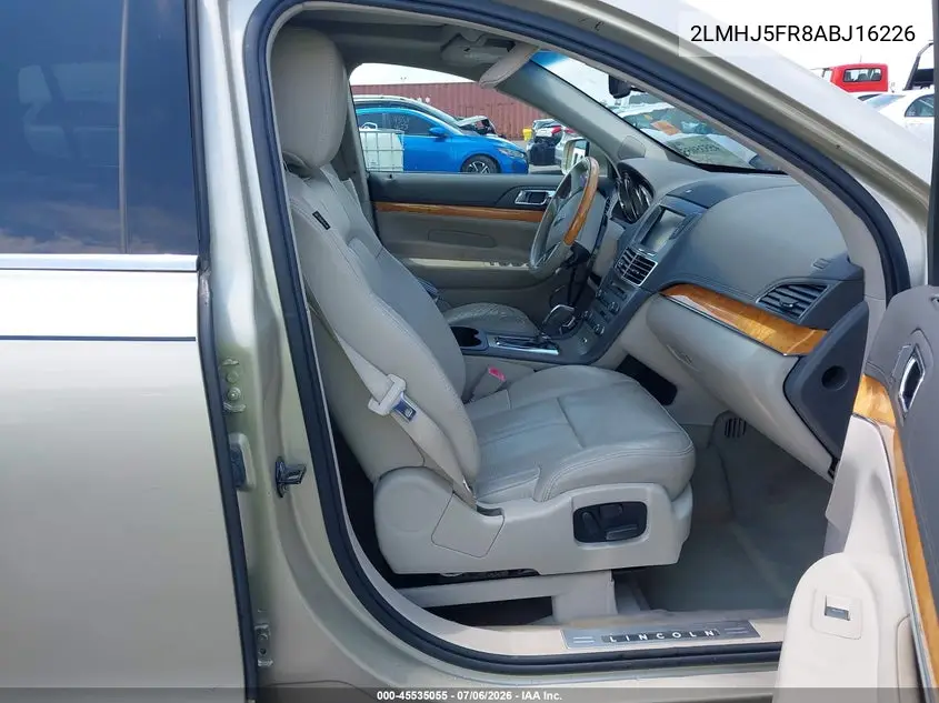 2010 Lincoln Mkt VIN: 2LMHJ5FR8ABJ16226 Lot: 45535055