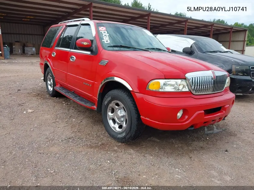 2000 Lincoln Navigator VIN: 5LMPU28A0YLJ10741 Lot: 45176071
