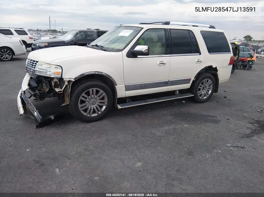 2007 Lincoln Navigator Ultimate VIN: 5LMFU28547LJ13591 Lot: 45392141