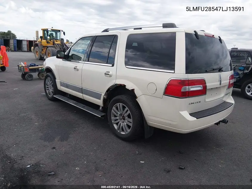 2007 Lincoln Navigator Ultimate VIN: 5LMFU28547LJ13591 Lot: 45392141
