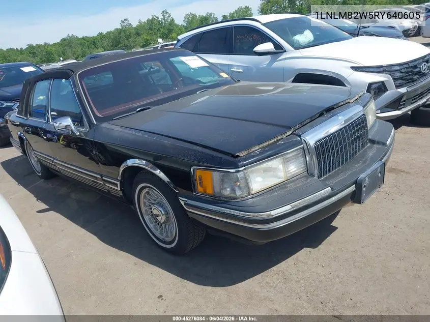 1994 Lincoln Town Car Signature/Tournament VIN: 1LNLM82W5RY640605 Lot: 45276084