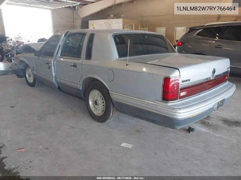 1994 Lincoln Town Car Signature/Tournament VIN: 1LNLM82W7RY766464 Lot: 45396233