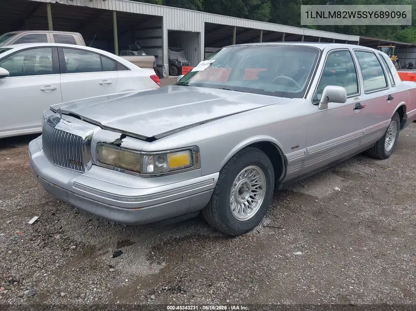 1995 Lincoln Town Car Signature/Spinnaker VIN: 1LNLM82W5SY689096 Lot: 45343231