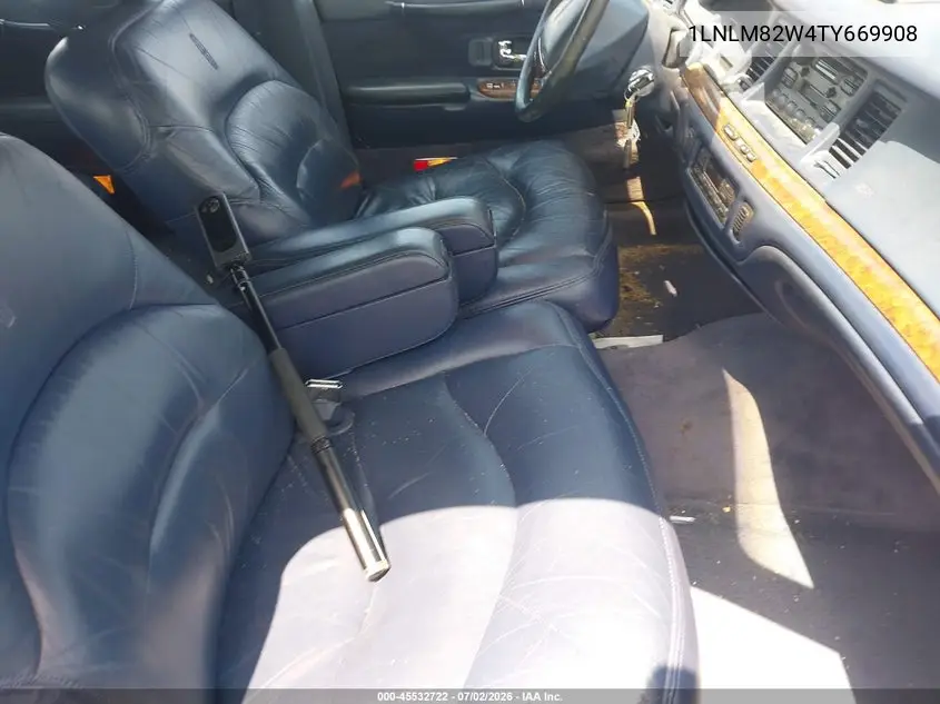 1996 Lincoln Town Car Sgn/Dmnd Anv/Cypress/Jn VIN: 1LNLM82W4TY669908 Lot: 45532722