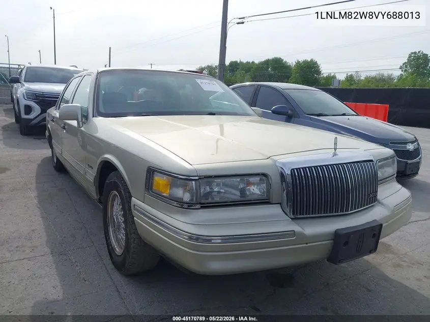 1997 Lincoln Town Car Signature VIN: 1LNLM82W8VY688013 Lot: 45170789