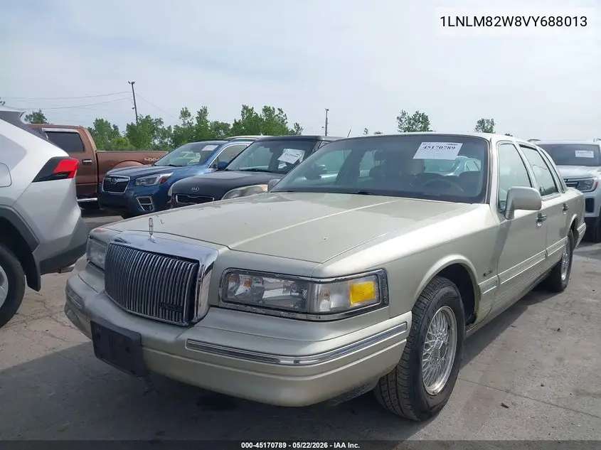 1997 Lincoln Town Car Signature VIN: 1LNLM82W8VY688013 Lot: 45170789