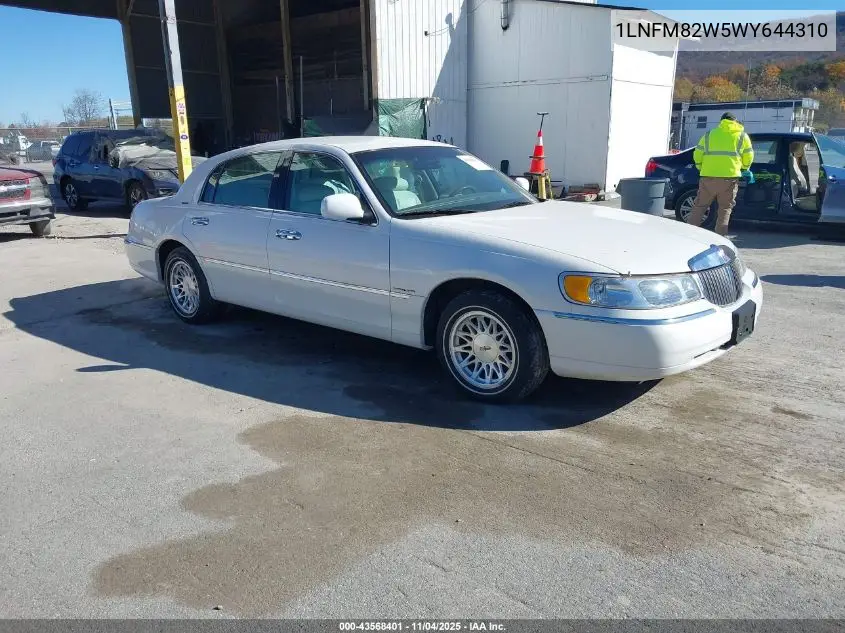 1LNFM82W5WY644310 1998 Lincoln Town Car Signature