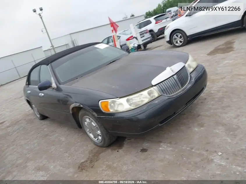 1999 Lincoln Town Car Signature VIN: 1LNFM82W9XY612266 Lot: 45384795