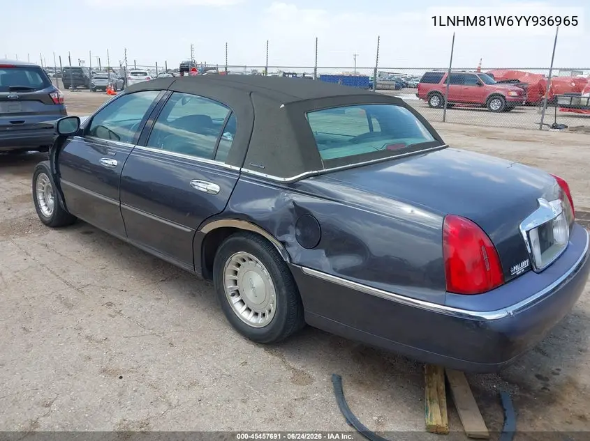 2000 Lincoln Town Car Executive VIN: 1LNHM81W6YY936965 Lot: 45457691