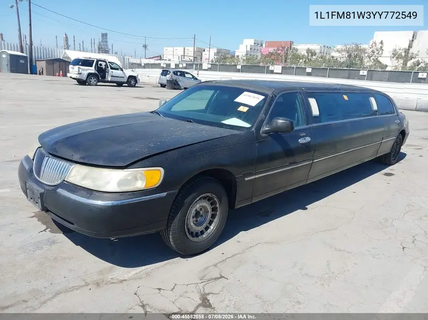 2000 Lincoln Town Car Signature VIN: 1L1FM81W3YY772549 Lot: 45582858
