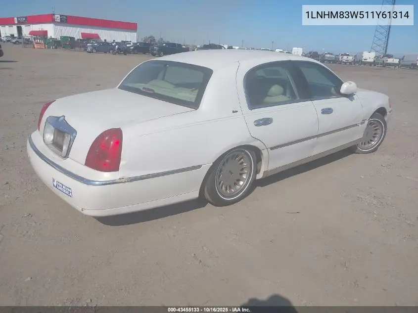 1LNHM83W51Y613140 2001 Lincoln Town Car Cartier