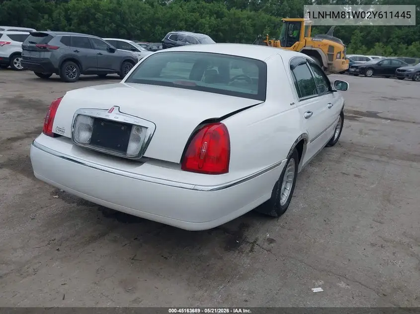 2002 Lincoln Town Car Executive VIN: 1LNHM81W02Y611445 Lot: 45163689