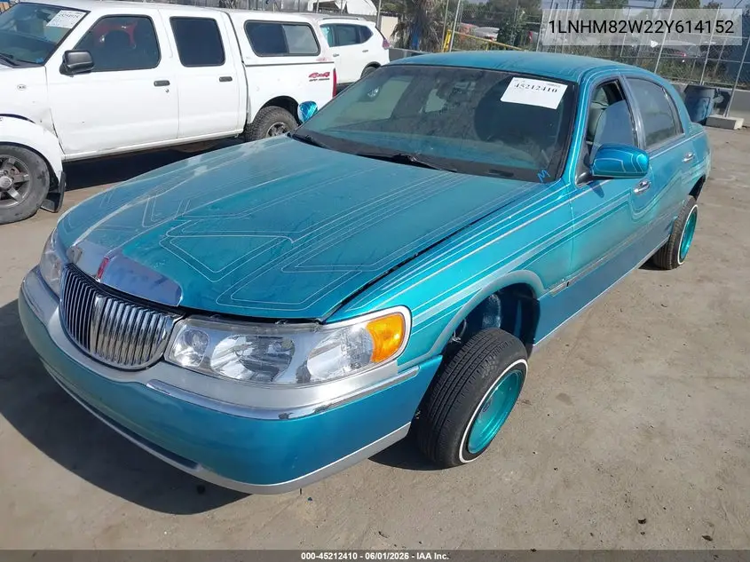 2002 Lincoln Town Car Signature VIN: 1LNHM82W22Y614152 Lot: 45212410