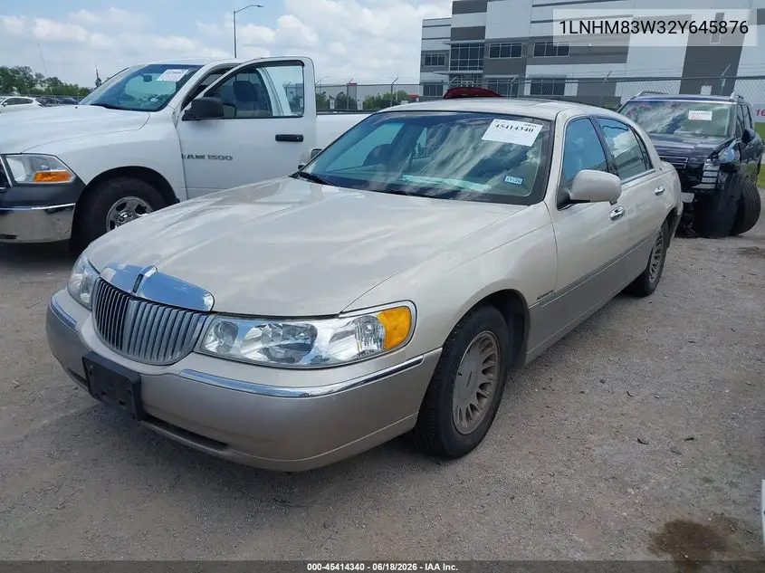 2002 Lincoln Town Car Cartier VIN: 1LNHM83W32Y645876 Lot: 45414340