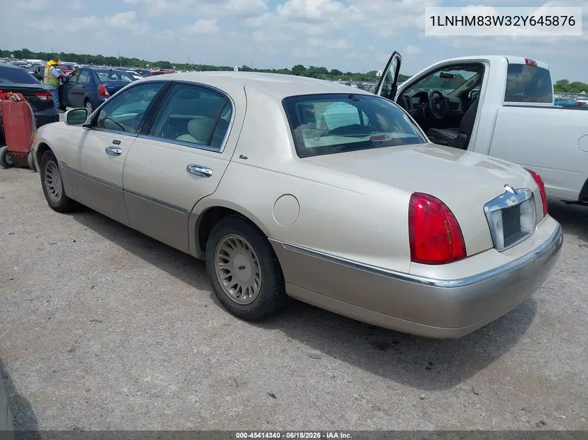 2002 Lincoln Town Car Cartier VIN: 1LNHM83W32Y645876 Lot: 45414340