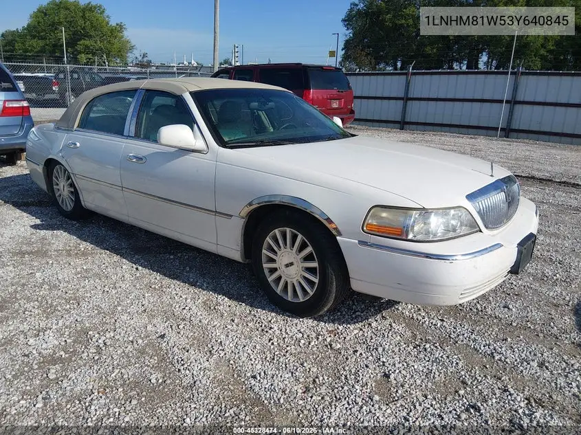 2003 Lincoln Town Car Executive VIN: 1LNHM81W53Y640845 Lot: 45328474