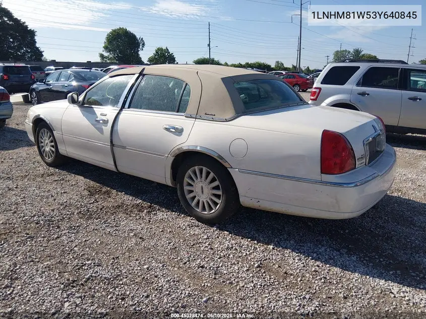 2003 Lincoln Town Car Executive VIN: 1LNHM81W53Y640845 Lot: 45328474