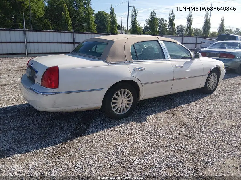 2003 Lincoln Town Car Executive VIN: 1LNHM81W53Y640845 Lot: 45328474