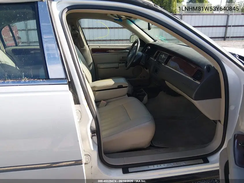 2003 Lincoln Town Car Executive VIN: 1LNHM81W53Y640845 Lot: 45328474