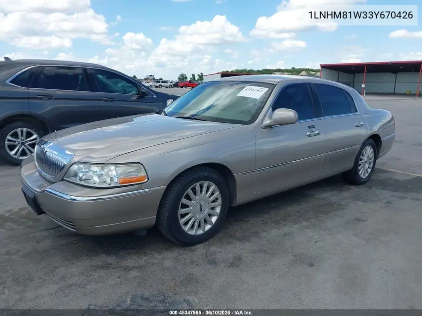 2003 Lincoln Town Car Executive VIN: 1LNHM81W33Y670426 Lot: 45347565