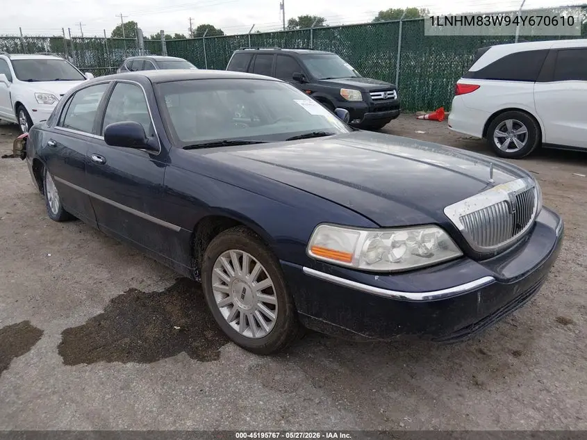 2004 Lincoln Town Car Ultimate VIN: 1LNHM83W94Y670610 Lot: 45195767
