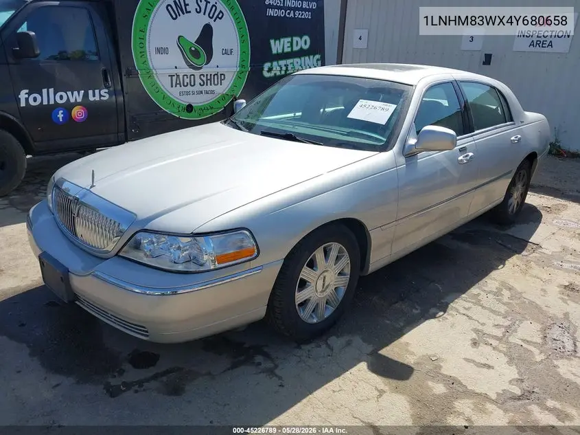 2004 Lincoln Town Car Ultimate VIN: 1LNHM83WX4Y680658 Lot: 45226789