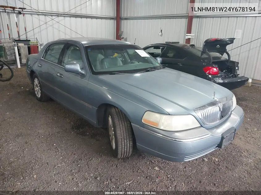 2004 Lincoln Town Car Signature VIN: 1LNHM81W24Y678194 Lot: 45261967