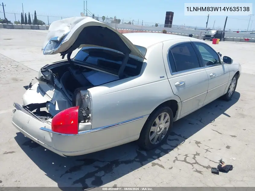 2004 Lincoln Town Car Ultimate VIN: 1LNHM83W14Y635138 Lot: 45296911