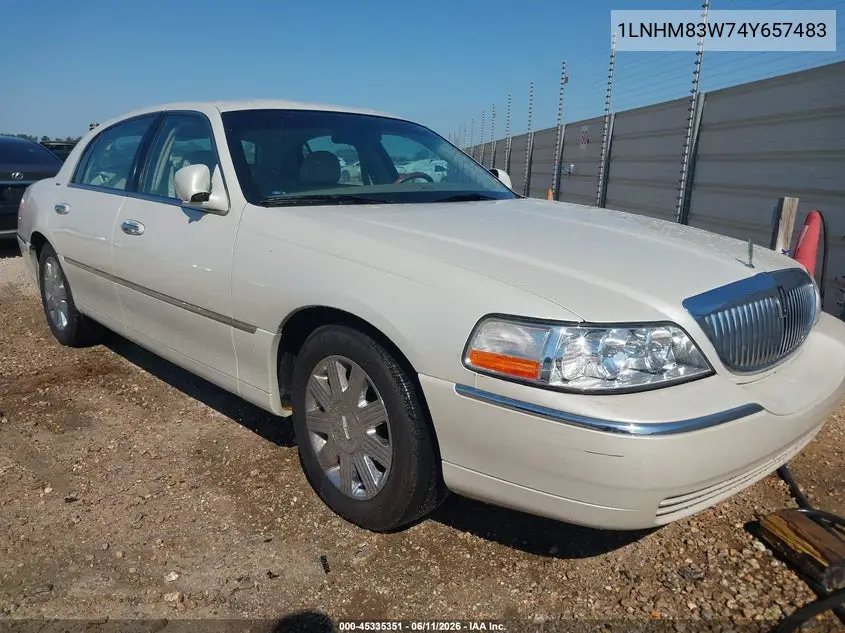 2004 Lincoln Town Car Ultimate VIN: 1LNHM83W74Y657483 Lot: 45335351