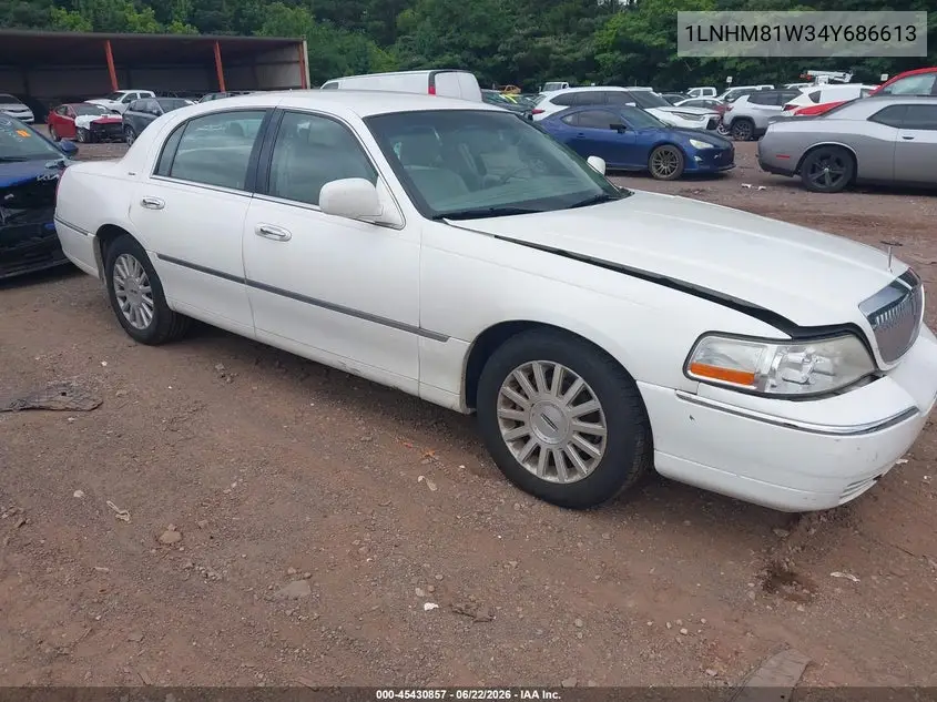2004 Lincoln Town Car Signature VIN: 1LNHM81W34Y686613 Lot: 45430857
