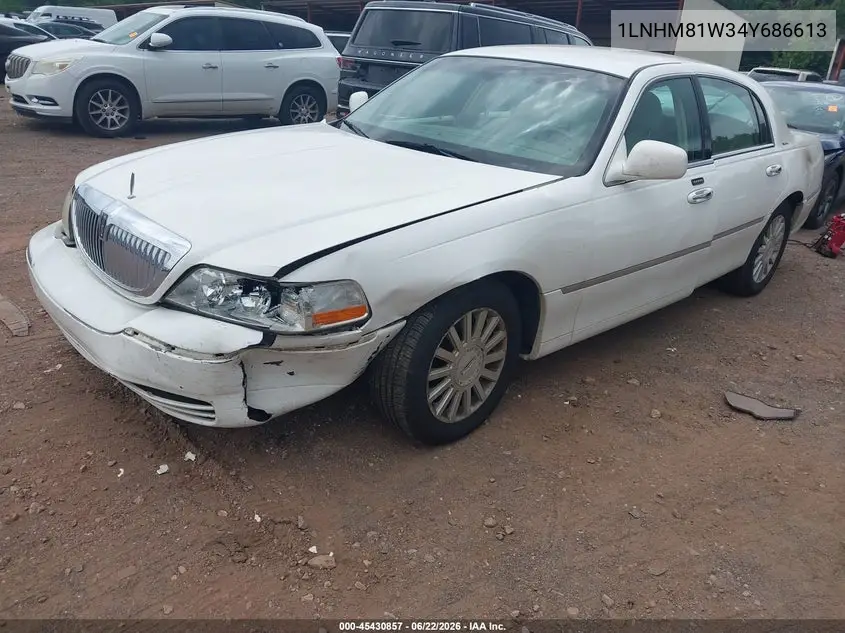 2004 Lincoln Town Car Signature VIN: 1LNHM81W34Y686613 Lot: 45430857