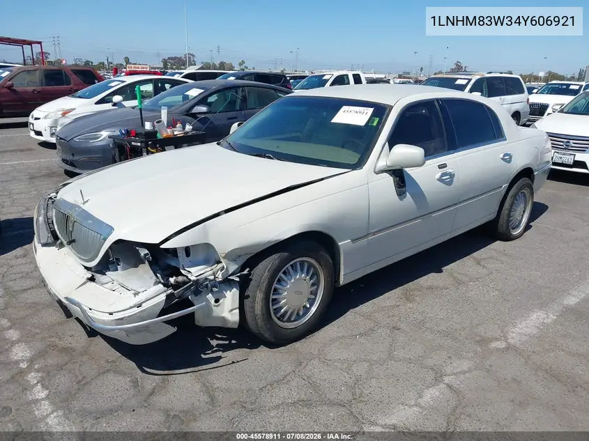 2004 Lincoln Town Car Ultimate VIN: 1LNHM83W34Y606921 Lot: 45578911