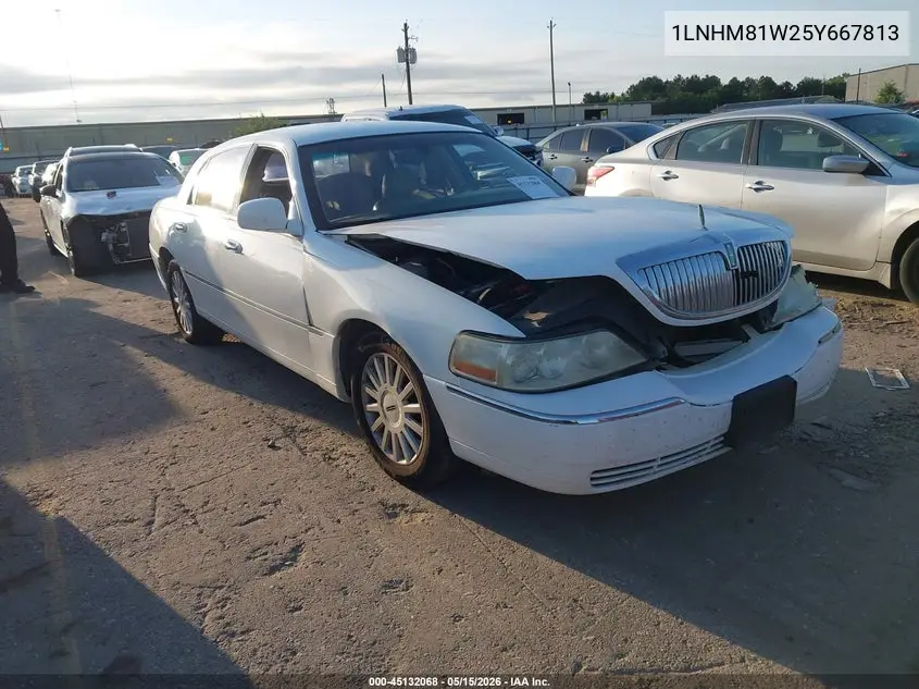 2005 Lincoln Town Car Signature VIN: 1LNHM81W25Y667813 Lot: 45132068