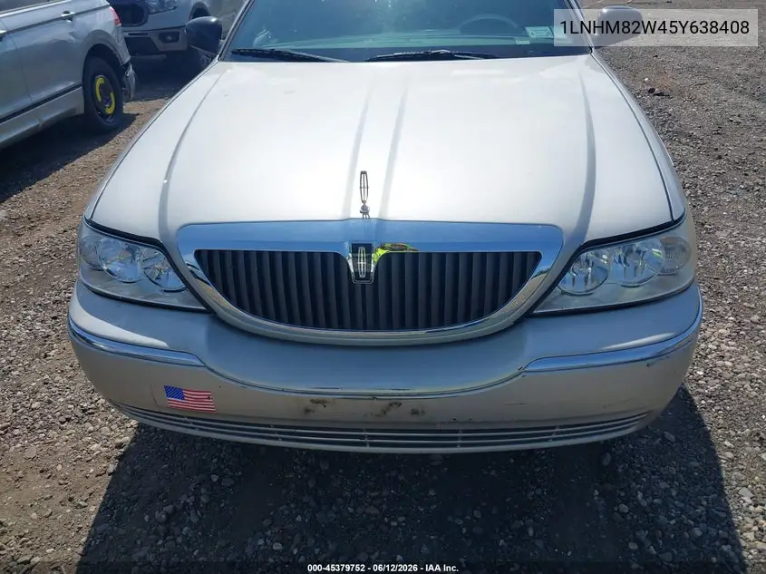 2005 Lincoln Town Car Signature Limited VIN: 1LNHM82W45Y638408 Lot: 45379752