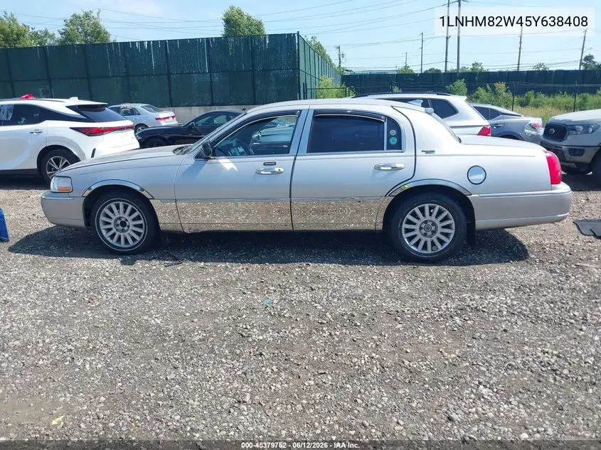 2005 Lincoln Town Car Signature Limited VIN: 1LNHM82W45Y638408 Lot: 45379752