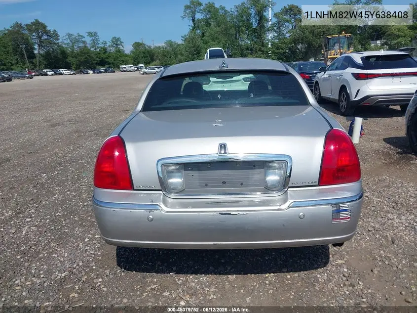 2005 Lincoln Town Car Signature Limited VIN: 1LNHM82W45Y638408 Lot: 45379752