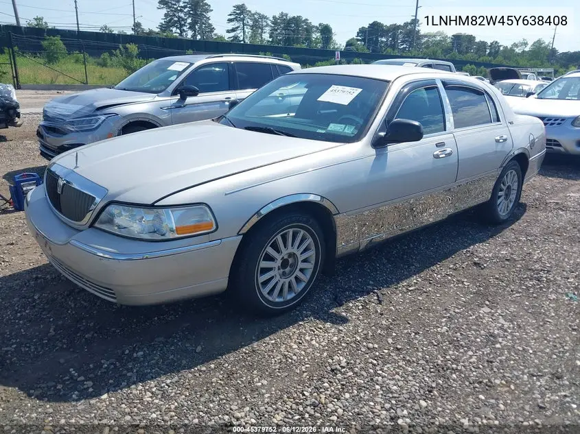 2005 Lincoln Town Car Signature Limited VIN: 1LNHM82W45Y638408 Lot: 45379752
