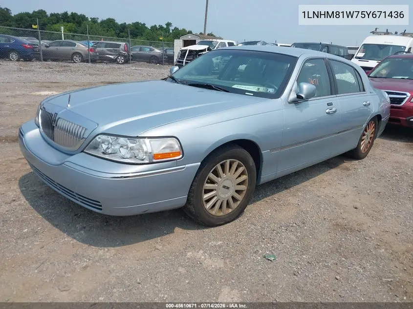 2005 Lincoln Town Car Signature VIN: 1LNHM81W75Y671436 Lot: 45610671