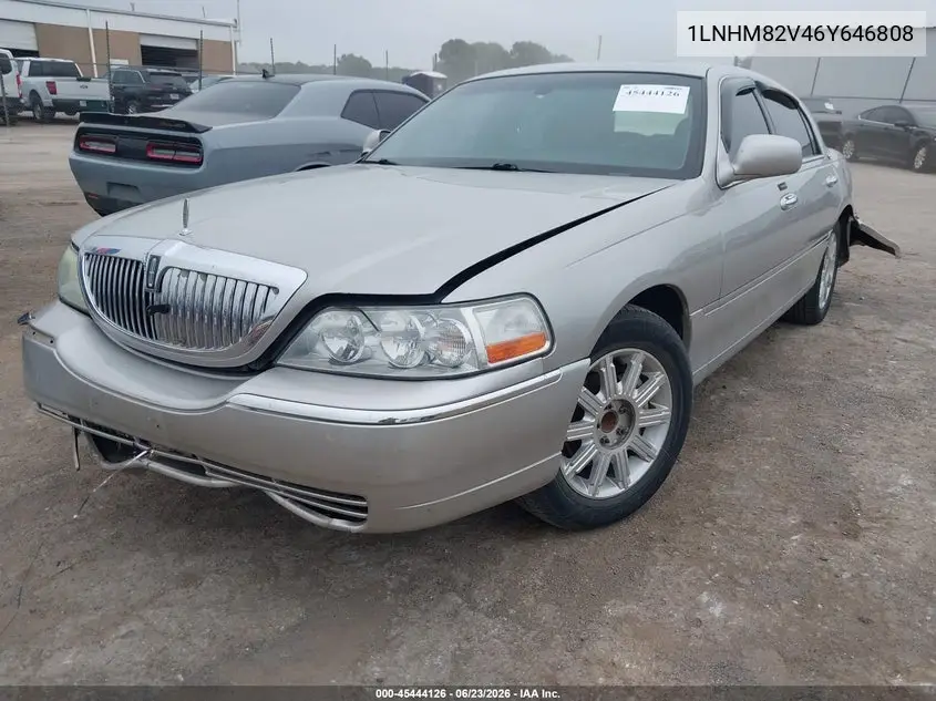 2006 Lincoln Town Car Signature Limited VIN: 1LNHM82V46Y646808 Lot: 45444126
