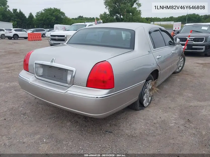 2006 Lincoln Town Car Signature Limited VIN: 1LNHM82V46Y646808 Lot: 45444126
