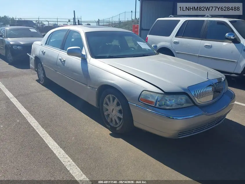 2007 Lincoln Town Car Signature Limited VIN: 1LNHM82W77Y628488 Lot: 45111148
