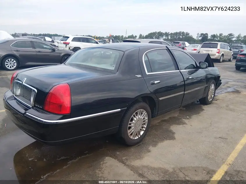 2007 Lincoln Town Car Signature Limited VIN: 1LNHM82VX7Y624233 Lot: 45321001