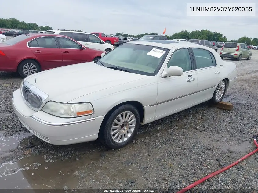 2007 Lincoln Town Car Signature Limited VIN: 1LNHM82V37Y620055 Lot: 45388704