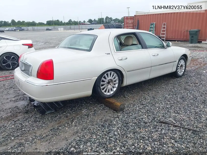 2007 Lincoln Town Car Signature Limited VIN: 1LNHM82V37Y620055 Lot: 45388704