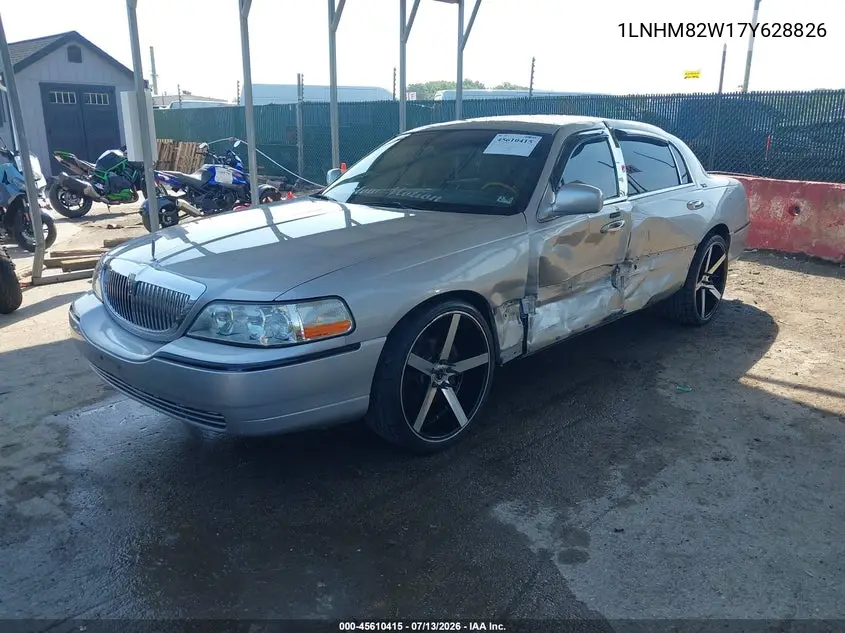 2007 Lincoln Town Car Signature Limited VIN: 1LNHM82W17Y628826 Lot: 45610415