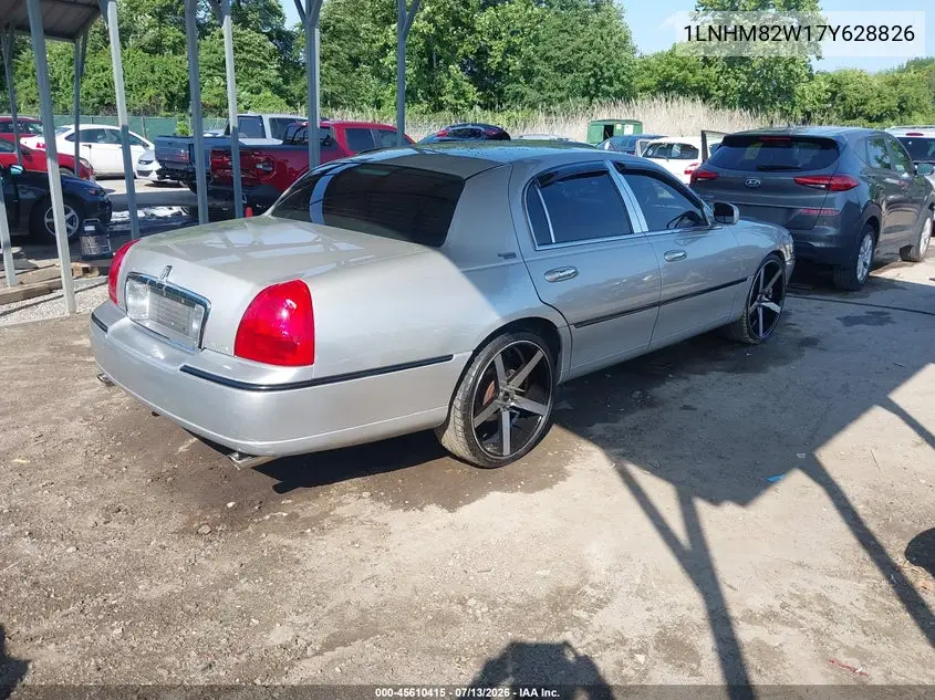 2007 Lincoln Town Car Signature Limited VIN: 1LNHM82W17Y628826 Lot: 45610415