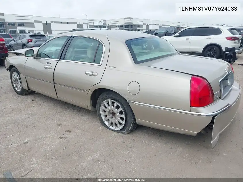 2007 Lincoln Town Car Signature VIN: 1LNHM81V07Y624033 Lot: 45650359
