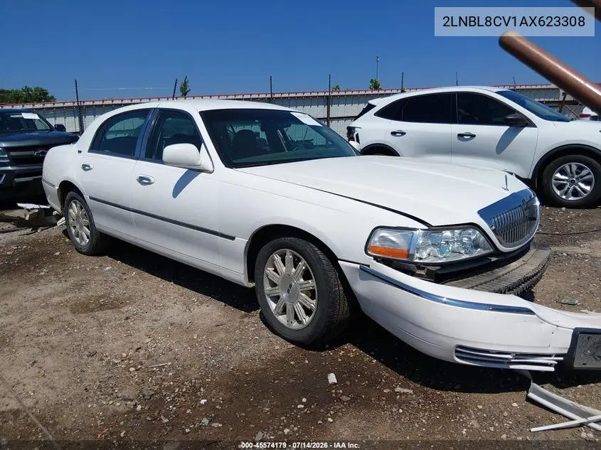 2010 Lincoln Town Car Signature Limited VIN: 2LNBL8CV1AX623308 Lot: 45574179
